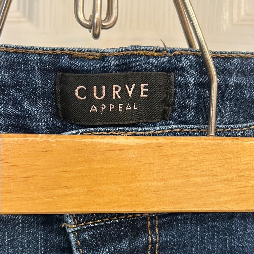 Cropped Blue Jeans Curve Appeal 12/31